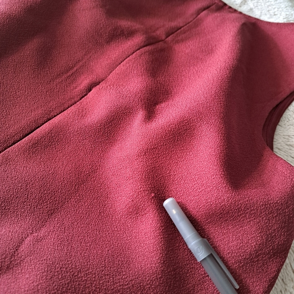 Lush Burgundy Scalloped Crop Top - Picture 5 of 6